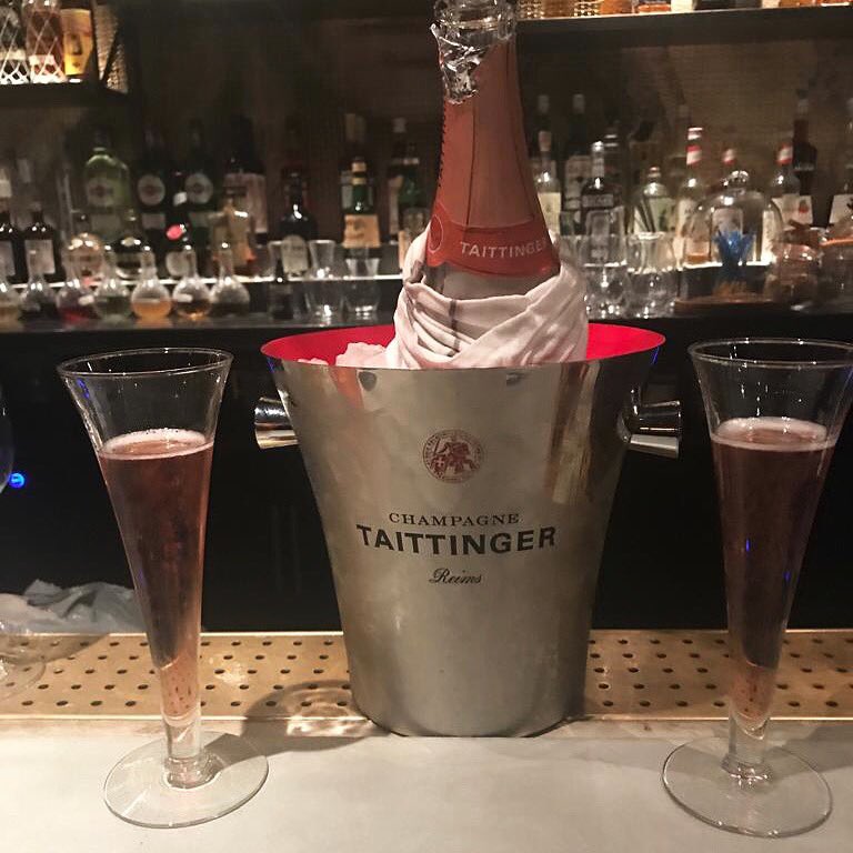 EventExecLtd's tweet photo. Well... it is a Thursday! 🥂 #eventexec #eventing #meetings #londonlife #networking #london https://t.co/ewXUxSL2cv