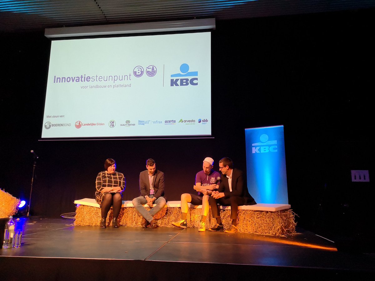 InnoSteunpunt's tweet photo. Vandaag houden we ons 'Aan tafel' gesprek met Nele Devoghel - Van Elven (winnaar IC 2016/jurylid 2018), Stijn Bossin (ISP) en Marc Uytdewilligen (KBC). #innovatie #landbouw #IC2018 https://t.co/YWSylrNv37