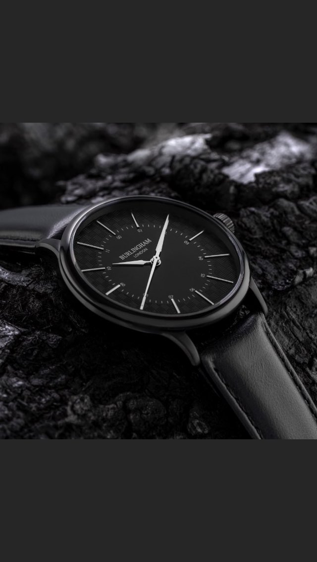 BLACK FRIDAY STARTS NOW! 50% OFF OUR ENTIRE  RANGE. Just use BL50 at checkout. **Only for the first 50 people** - don’t miss out, first come first served .
.
.
#bf #blackfriday #friday #black #watch #onlysaleoftheyear #50%off #discount #presentideas #bfonig #burlinghamlondon