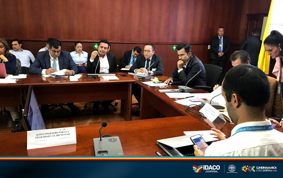 Idaco_Cundi's tweet image. Presentación de la Política Pública de Acción Comunal en #Codeps.

En el desarrollo del Consejo Departamental de Política Social #Codeps, el ing @Ingrobertosalaz gerente general del #IDACO, socializó a los asistentes el avance de la Política Pública de Acción Comunal.