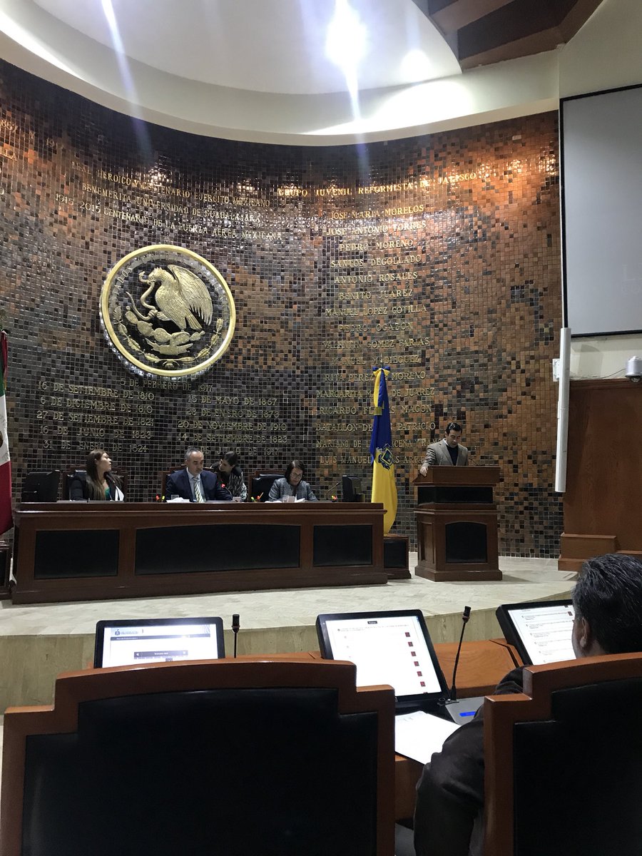 Se discute la iniciativa para extinguir el <a href="/CESJAL/">CESJAL</a> organismo creado a iniciativa de el entonces Diputado Alfonso Gomez Godinez <a href="/LegislativoJal/">Congreso de Jalisco</a>