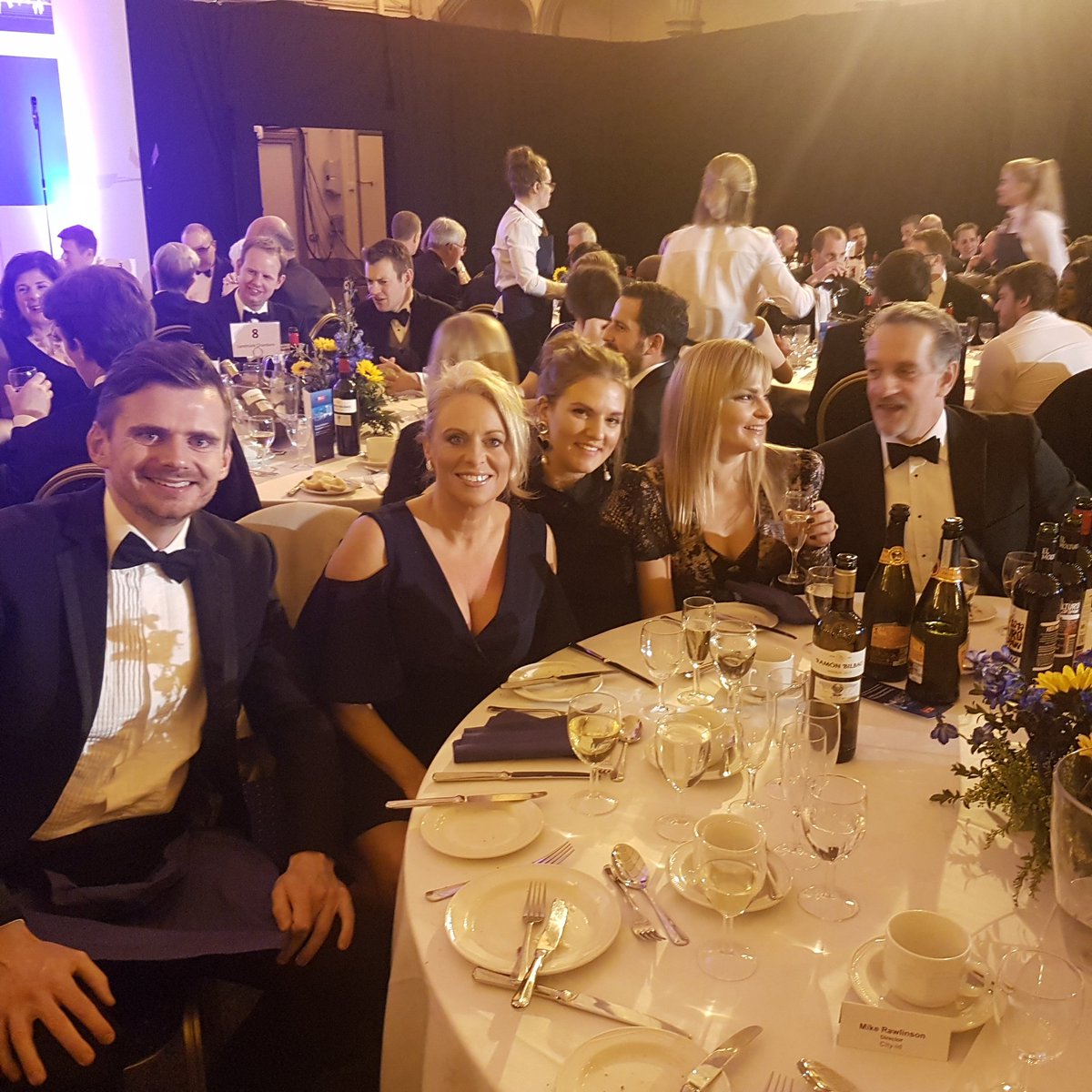 lhowellscuro's tweet photo. The Planning and Law dinner at the passenger shed #bristol #planning #NewHomes #future @Gerraint @sarah_maylor https://t.co/NwRz9uBh0L