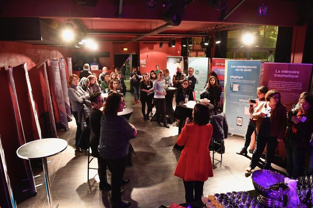 Johanna_Rolland's tweet photo. A #Nantes, notre refus des violences sexistes  est  une politique publique à part entière qui rassemble des acteurs et actrices, des citoyen-ne-s, engagé-e-s. C''est ce que je rappelle ce soir à la compagnie du Café Théâtre mobilisée pour dénoncer les violences faites aux femmes. https://t.co/bVNEwu64ZS