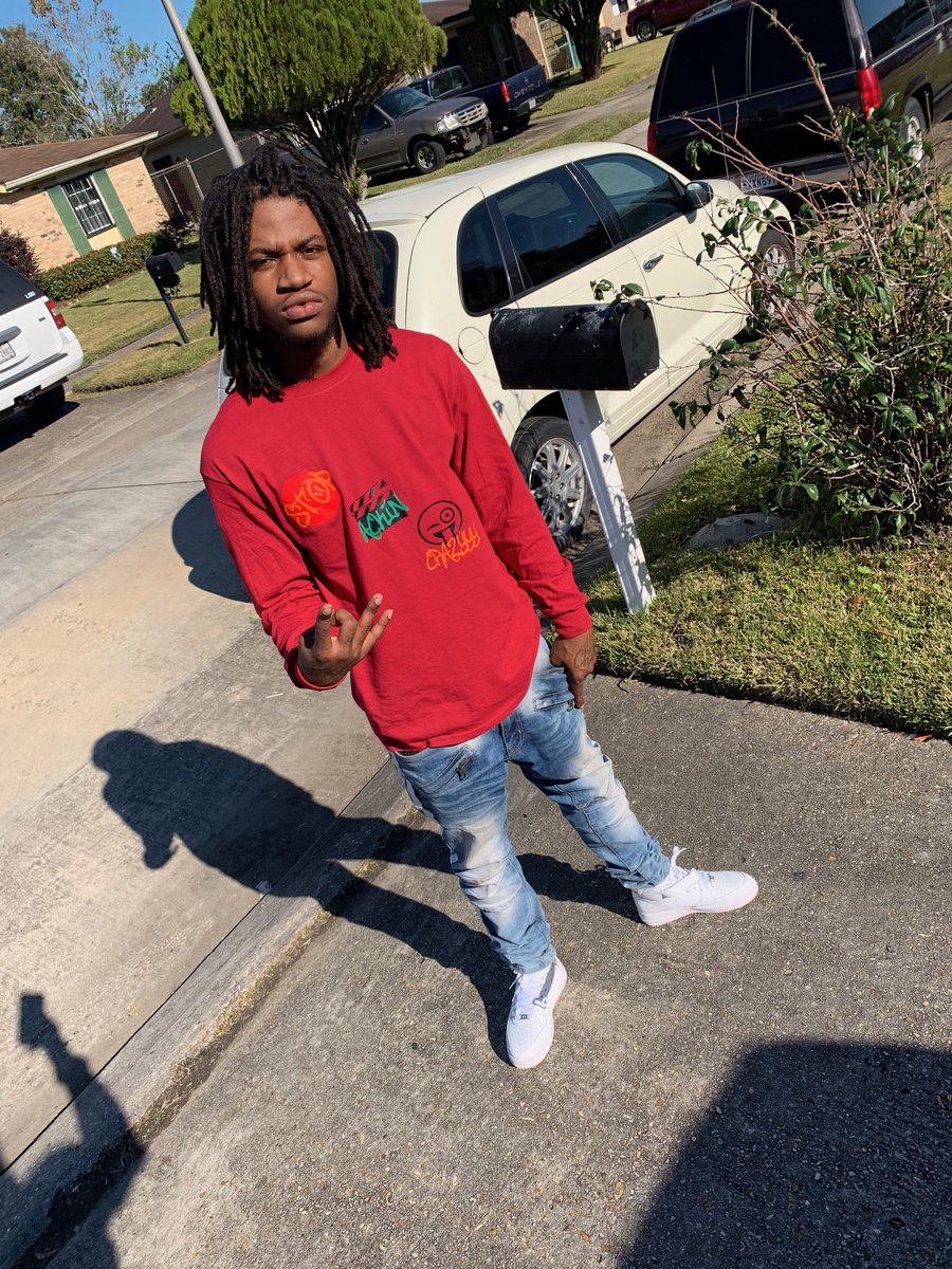 Pluck__'s tweet photo. Blessed young man!🖤🤞🏾 https://t.co/vU6JWc895R