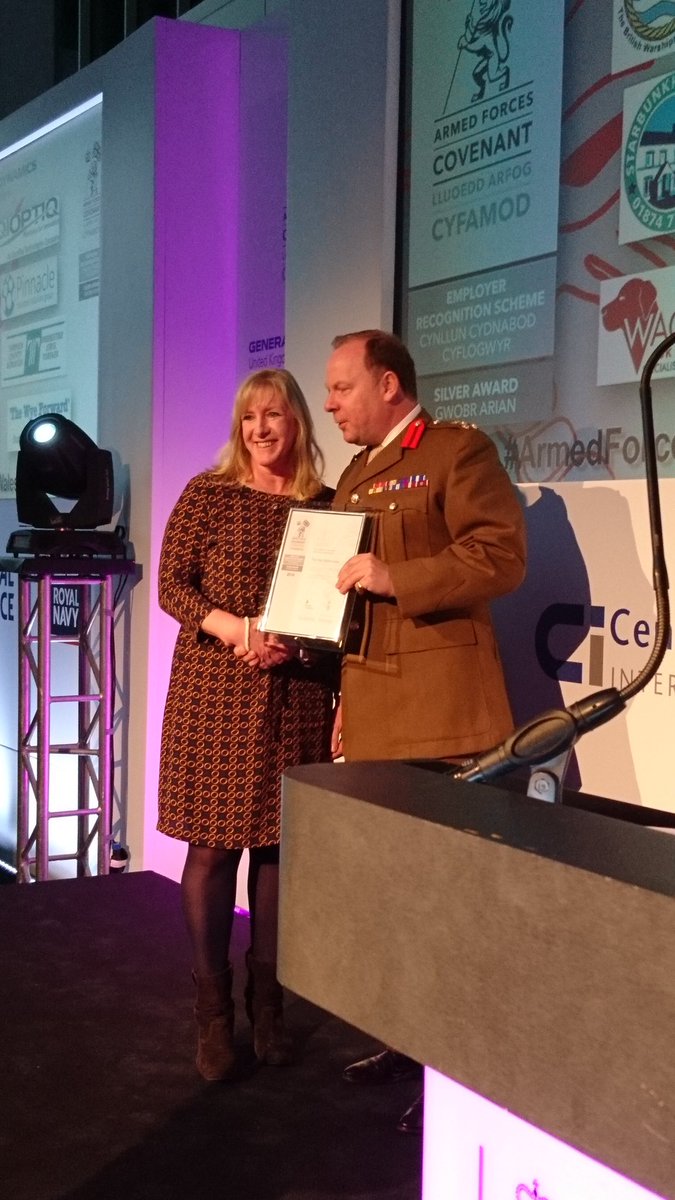 starbunkhouse's tweet image. So proud to receive the Employer Recognition Scheme Silver Award this evening at @StFagans_Museum. #visitbreconbeacons #forcesfriendly #independenthostels #armedforcesinwalesawards2018
