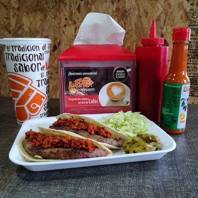 grupoleooficial's tweet photo. ¡Hoy aplica! Las originales #QuesaBurger de #LeoRestaurante https://t.co/Ff3voMx39C