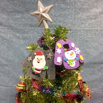 SchoolLibraryJournal (@sljournal) on Twitter photo Ugly holiday sweater ornaments, a folded magazine tree, and more holiday crafts to make this season! ow.ly/1NFI30mHCE4 Ugly holiday sweater ornaments, a folded magazine tree, and more holiday crafts to make this season! ow.ly/1NFI30mHCE4