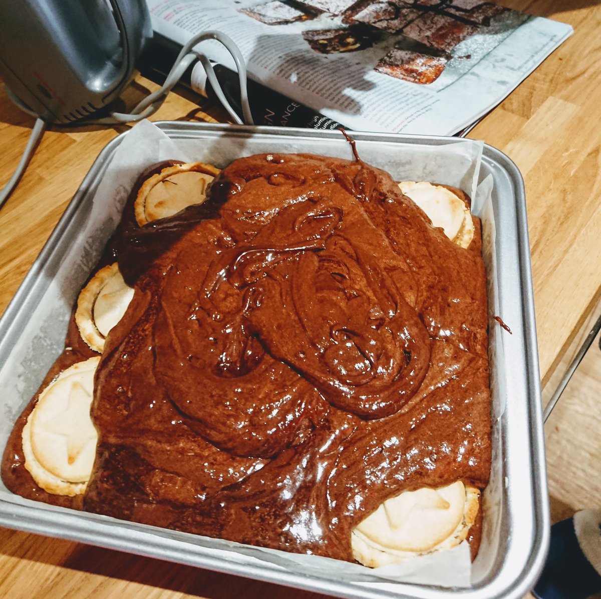 Mince pie brownie is to die for. Amazing idea <a href="/bbcgoodfood/">Good Food</a>, I am now taking orders for my husband's workplace.
#heavenly
#calories