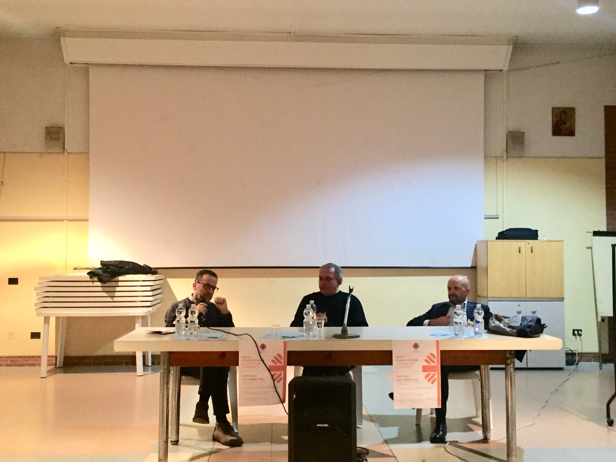 augferrari's tweet photo. Il sistema di #welfare che abbiamo costruito da 40 anni a questa parte come si pongono di fronte alla questione della #povertà?E’ un sistema in grado di incidere su questo tema?
#piemonteincircolo
#potercambiare https://t.co/qK5o7FFhLJ