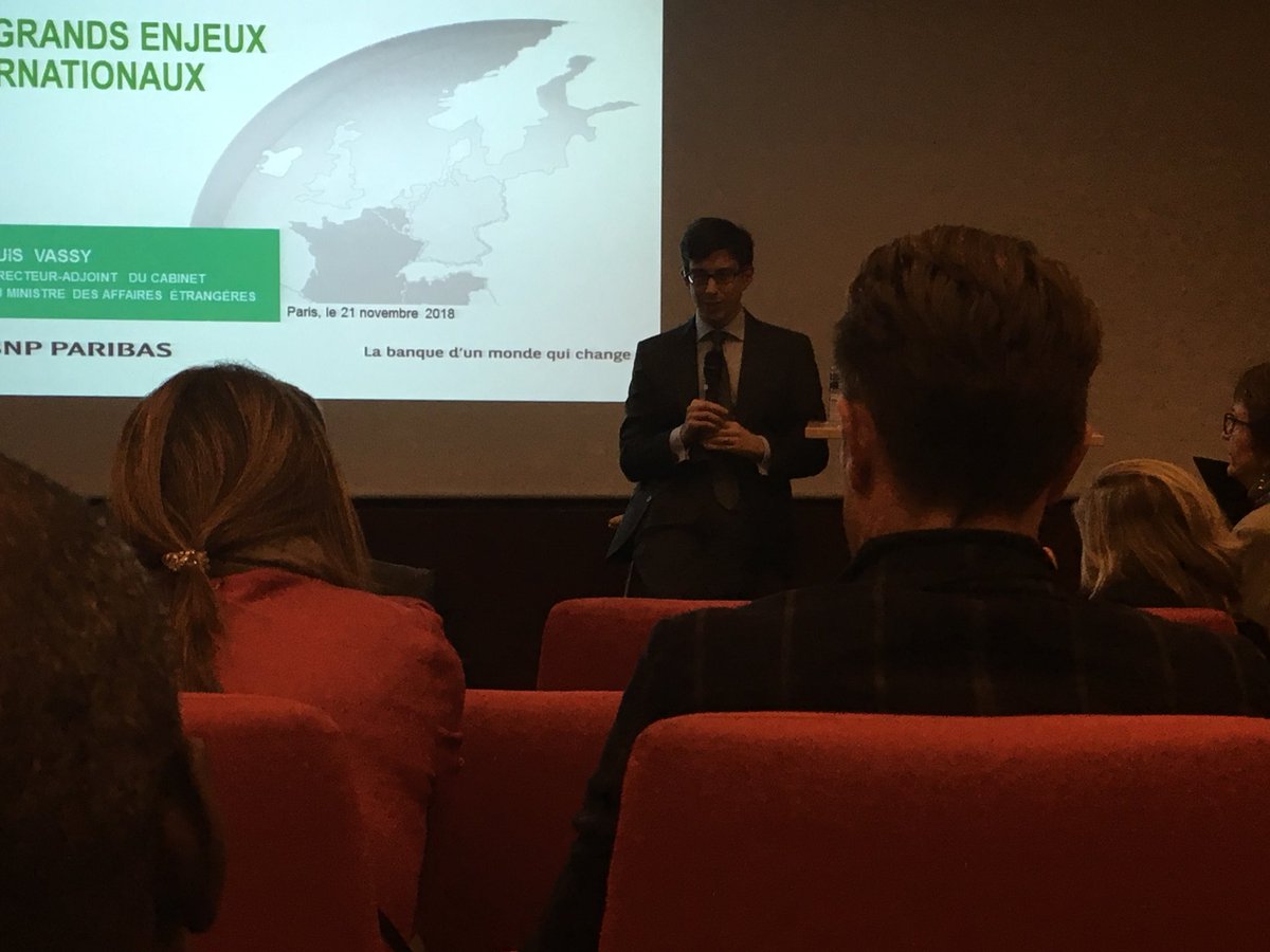 Emma33Pereira's tweet photo. Journée Fédérative Espaces/Agences #NonResidents . Un bel enthousiasme engageant for #OneBank & #SatisfactionClient . Merci à nos intervenants. Et RV vite avec nous pour partager cette #ExpertiseUnique .🤝🌎🌍🌏 https://t.co/4X8cGkIBFi