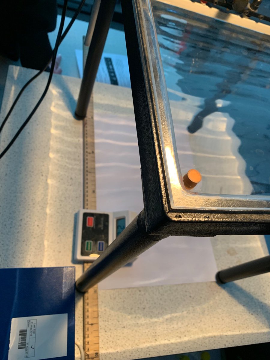 ScienceNeston's tweet image. Great fun with the ripple tank and year 11 today #requiredpractical #slowmo