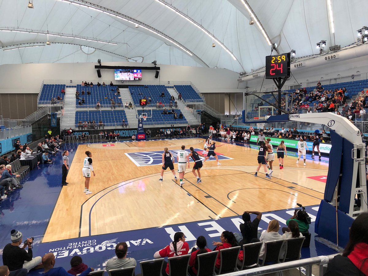 stumphman's tweet photo. Providing another “First” for our students thanks to ⁦@KidsUpFrontVan⁩ ⁦@Surrey_Schools⁩
NCAA Women’s game Notre Dame vs Gonzaga https://t.co/hO24Wkn9fC