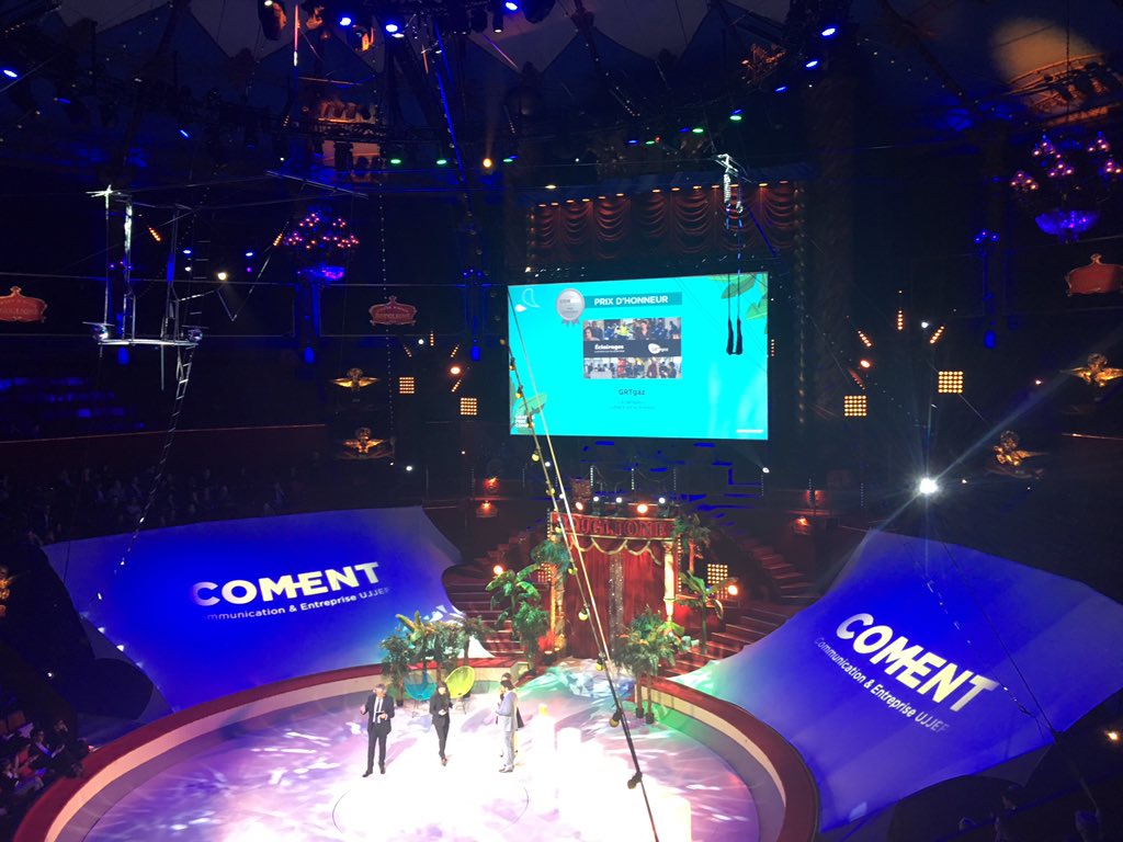 natrangroupe's tweet photo. #GPCOMENT : #Eclairages 🔦 remporte le prix « Campagne #RH et #MarqueEmployeur » 🏆 au @CirquedHiver @CometEntreprise ! 🎬 Belle récompense pour notre série qui célèbre la #diversité & contribue à la lutte contre les #préjugés & les #discriminations ds l’entreprise #GPOFF #GP2018 https://t.co/UFINFAcZSe