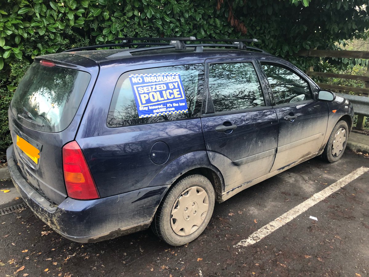RoadCrimeUnit's tweet photo. Making waves in #axminster today... 6 drivers reported for no licence &amp; no insurance, a further 5 for no insurance, 1 for permitting no licence/insurance, 1 disqualified driver (return customer) &amp; numerous MOT/tax offences. 6 vehicles seized &amp; 2 vehicles searched #shootingfish https://t.co/Dioz0m7a6X
