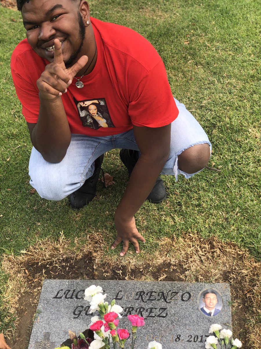 WesleyLeonx's tweet photo. Happy birthday Lucas❤️ Truly Thankful and Grateful for your life and the memories. Wish you were here to celebrate, but I know you celebrating better than all of us. Rest up loved one. 👼🏼🙏🏾 https://t.co/stWU34wbMQ