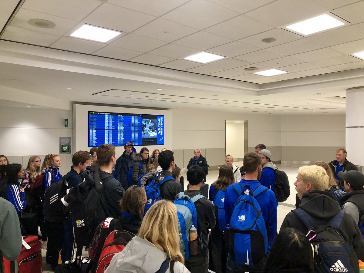 Team BC has arrived ✈️ in TO. Next stop Kingston 🚌 <a href="/BC_Athletics/">BC Athletics</a> #ACXC2018 <a href="/AthleticsCanada/">Athletics Canada</a>