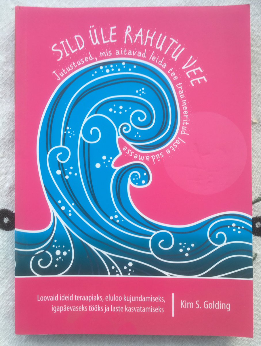 KimSGolding's tweet photo. My Using Stories book has been translated into Chinese. It goes along with the English and the Estonian versions. https://t.co/hUAubHk519