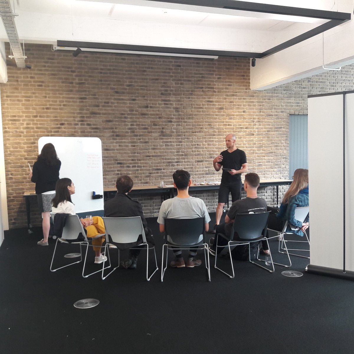 summeroftech's tweet photo. The fantastic @david_binstead is helping us record alumni stories today @BizDojo #SoT2017 #SoT2016 #SoT2015 https://t.co/PcQJdfq68t