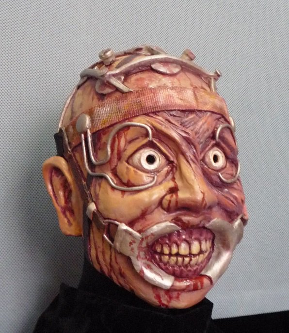 Yuri85771228's tweet photo. #DeadbyDaylight #Survivor #Killer #mask #DoctorHermanCarter #DoctorDBD #etsy #etsyshop #HermanCarter #Trapper #Nurse #Leatherface #killermask https://t.co/aOk322whMU