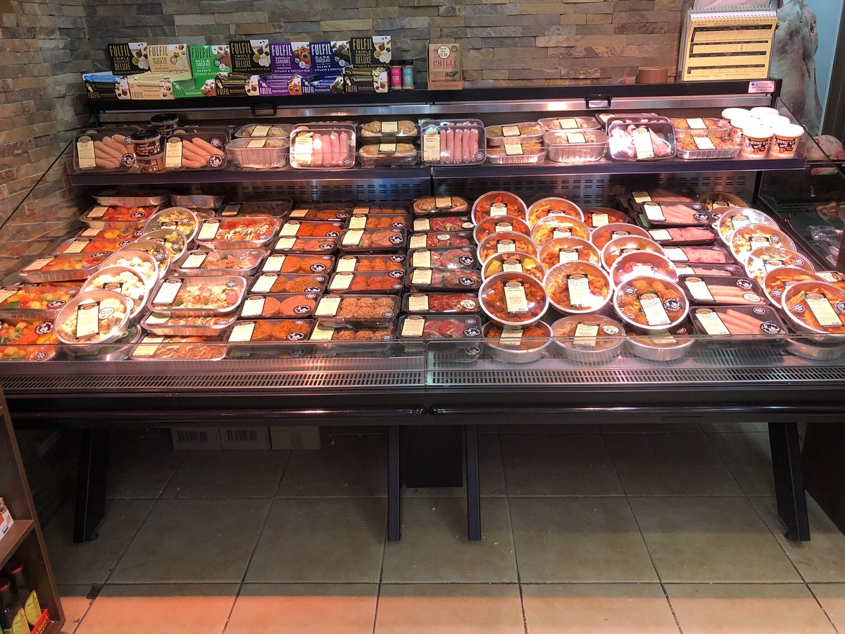 Denver_Butcher's tweet image. Or new market deck fully stocked for tomorrow #SupportYourLocalButcher #localbusiness #foodforfitness