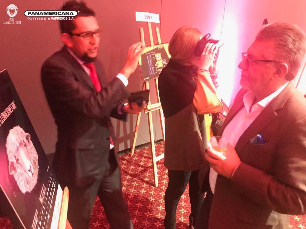 panamericanafei's tweet photo. Estuvimos presentes en la presentación del #Calendario 2019 de #Andigraf mostrando el potencial que tenemos para la #RealidadAumentada #PanamericanaFEI https://t.co/tpluZ7nRdi