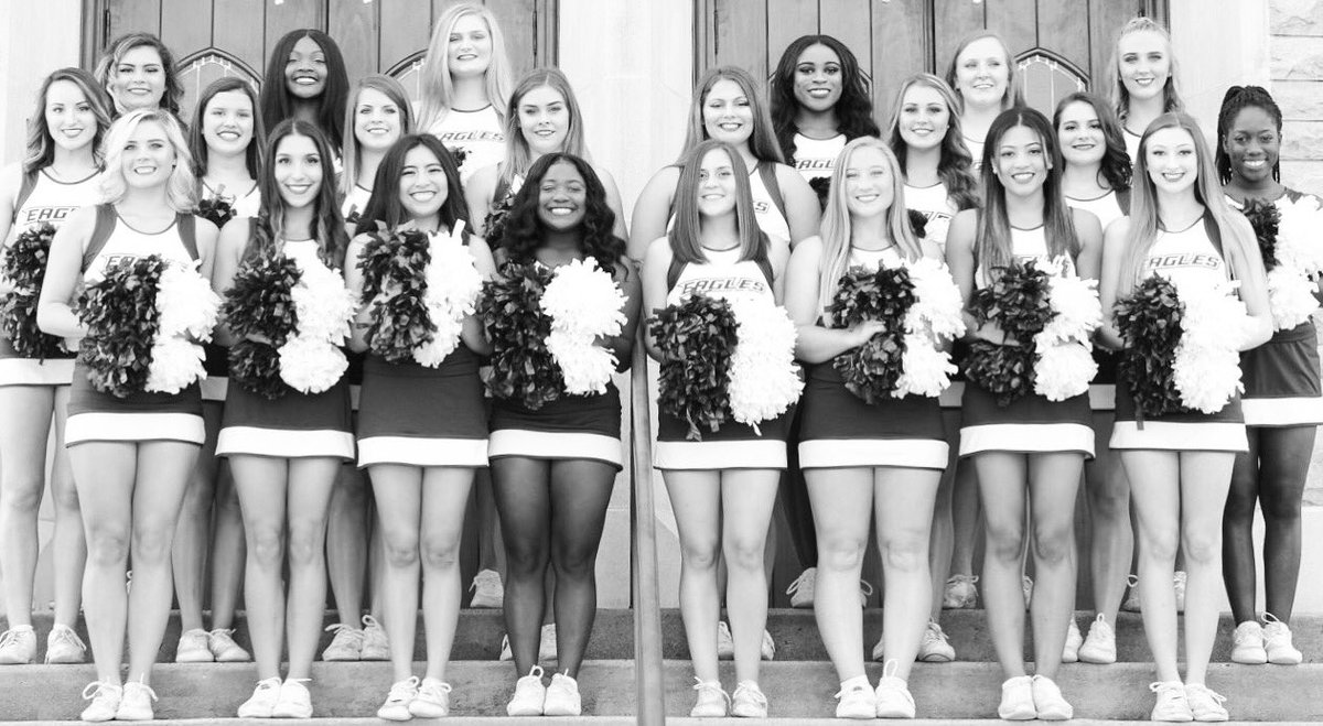 OzarksCheer's tweet photo. HAPPY THANKSGIVING!!! We are so thankful for this program and the journey we are on together. https://t.co/5pat8I6dlb