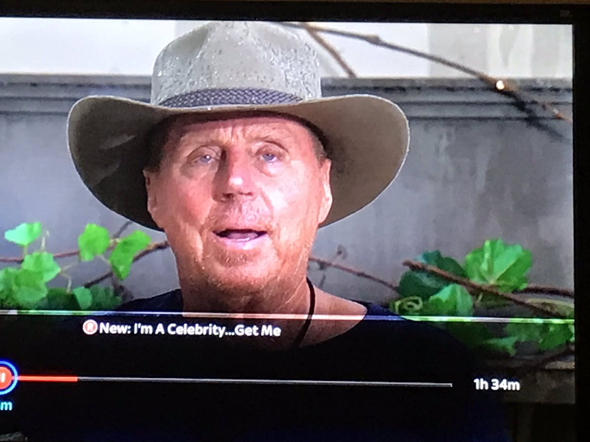The moment #Harry sees a #JamRolyPolyPudding haha #imacelebrity <a href="/imacelebrity/">I'm A Celebrity... Get Me Out Of Here!</a>