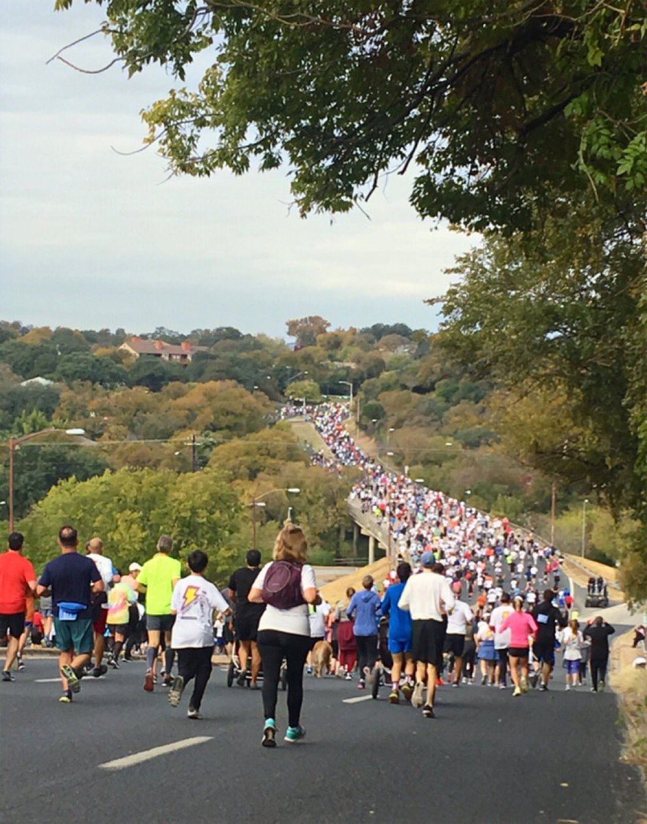 hikeatx's tweet photo. thundercloud turkey trot #atx #austin #turkeytrot https://t.co/K0iSNYzWYr