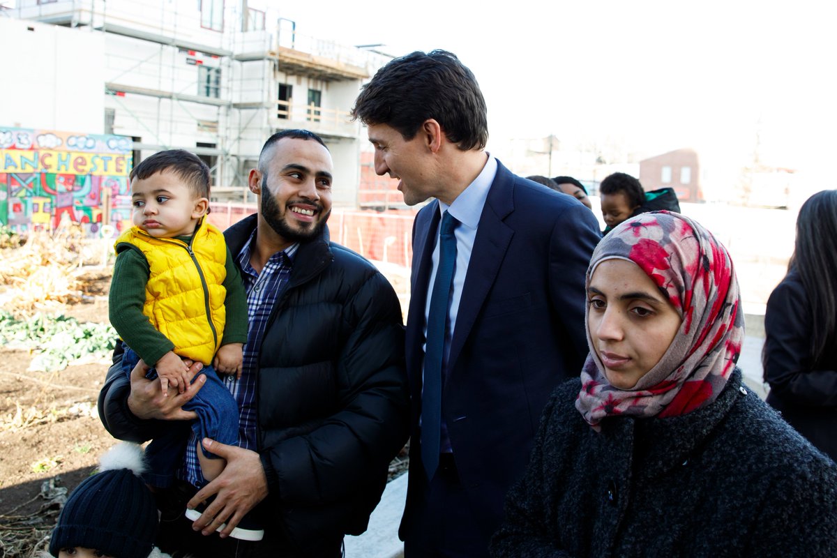 muraneq's tweet photo. Excited to celebrate as Kanas announces $31M in @CMHC_ca funding to build 121 #yyc homes on #NationalHousingDay 📷: @AdamScotti https://t.co/EGr6WRtaQe