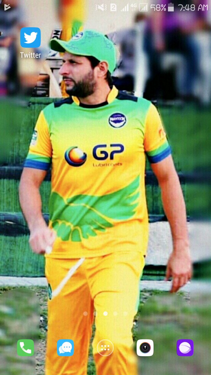 kakar_humayun_k's tweet image. MObile #LOCk_Screen &amp;amp; #Home_Screen Change

piCc pr filter Ow lOg Use karty hai...
Jinay filter use karny kii zarOorat hO...
@SAfridiOfficial tO with Out filter he AChy lagty hai...
@SAfridiOfficial @TEAM_AFRIDI