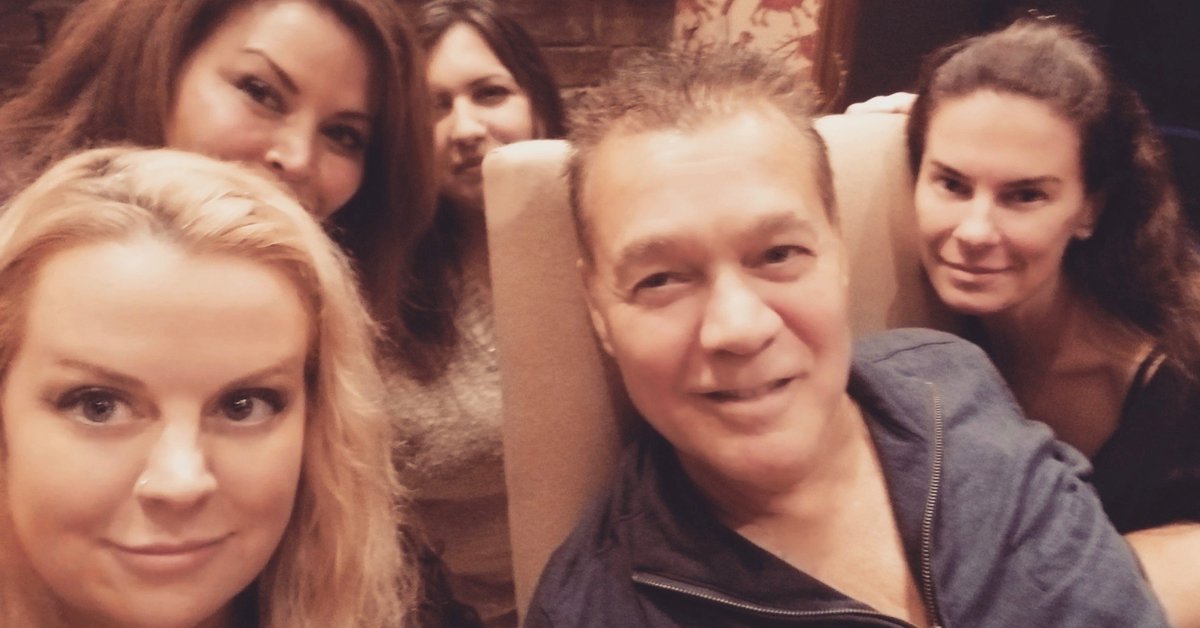 Happy Thanksgiving! Thankful for friends, family and fans.
#Thanksgiving #Thanksgiving2018 #HappyThanksgiving #HappyThanksgiving2018 #ThanksgivingDay2018 #Thankful #ThankfulFor #family #Friends