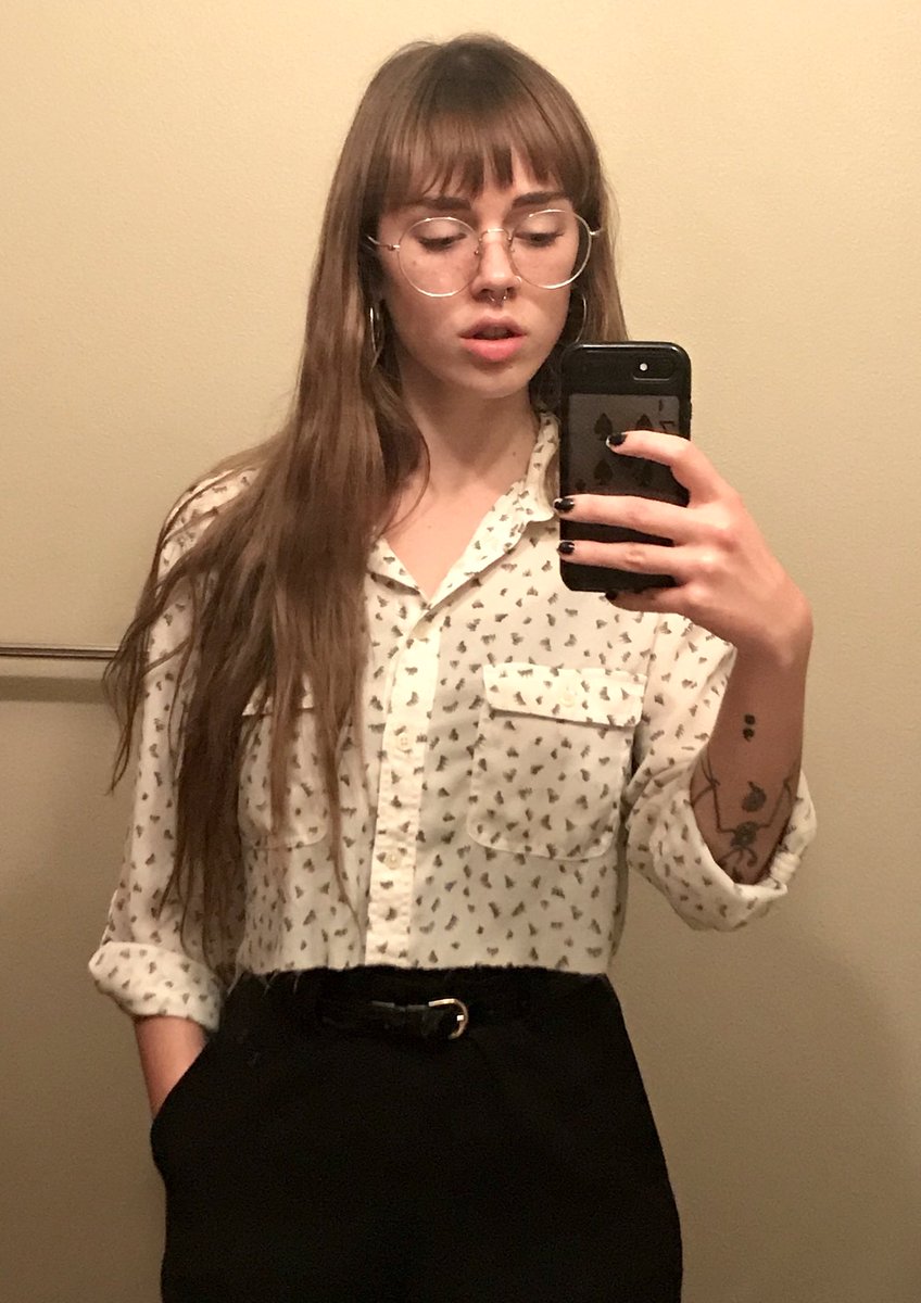 gender_enderr's tweet photo. happy thursday, fuck thanksgiving xx https://t.co/Ln7ATP4mOe