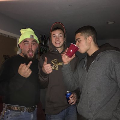loganhall05's tweet photo. #NewProfilePic https://t.co/lbwLXat4AL