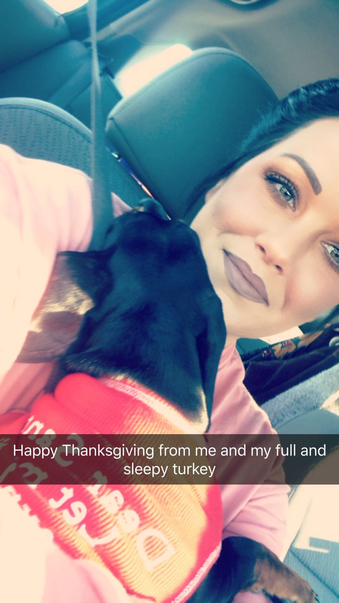 BreccaSmith's tweet photo. Thankful for my nug !!! ♥️♥️♥️ https://t.co/fVZx7vM8lE