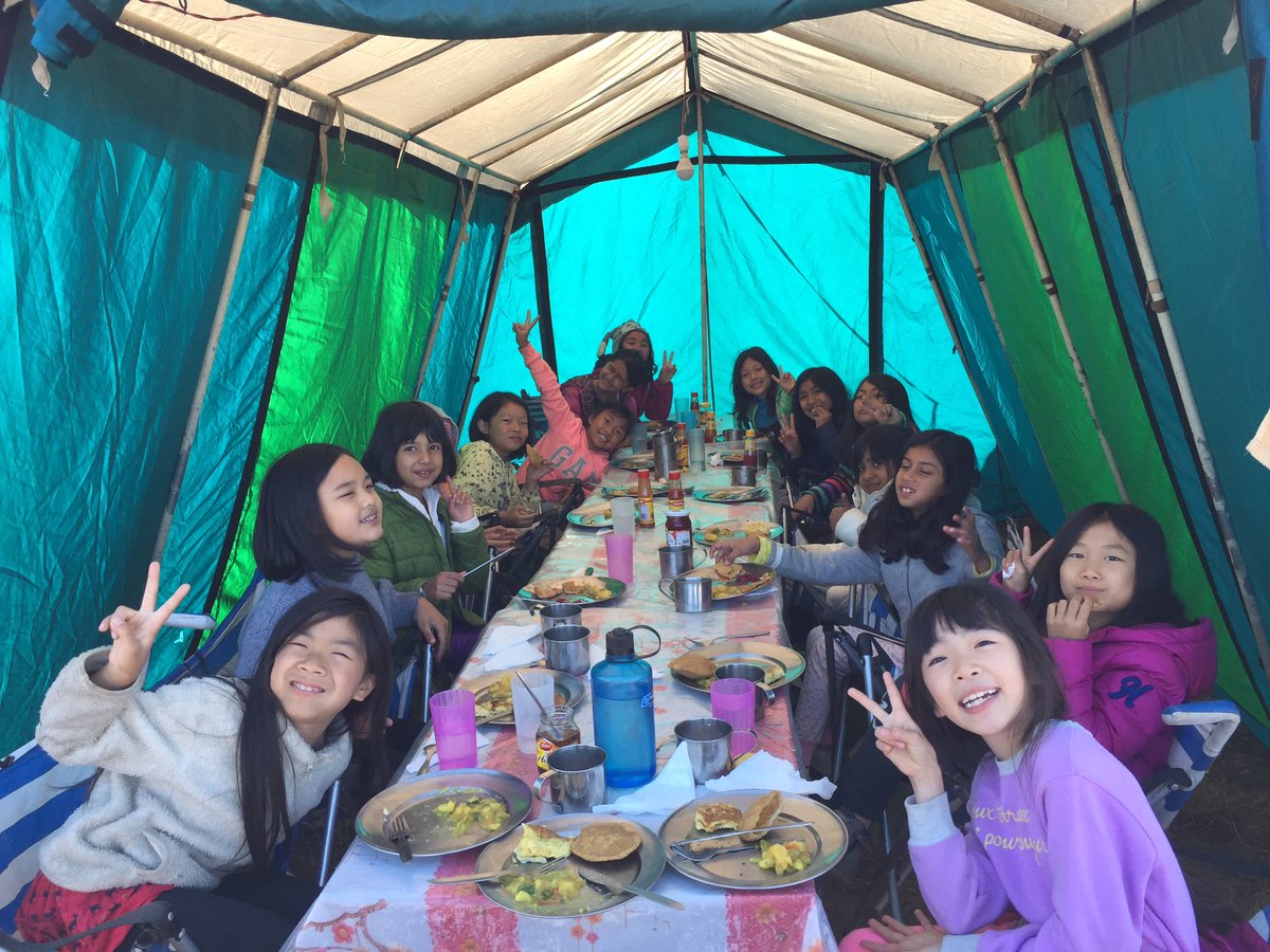TBSYear4's tweet photo. We’ve all had a great sleep and are now enjoying our yummy breakfast! https://t.co/gPdKpYTjGE