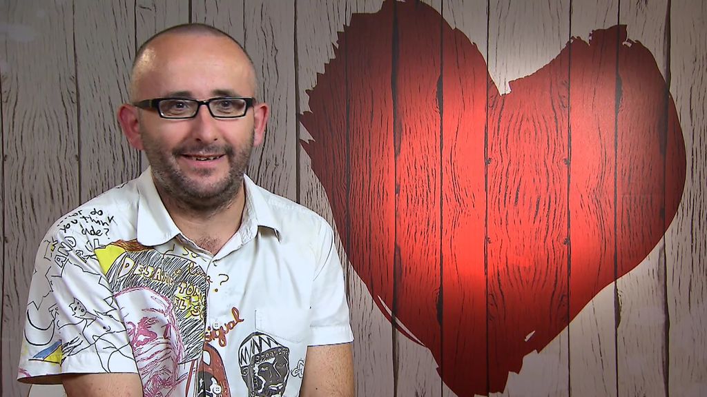 cuatro's tweet photo. Hablar de sexo calienta mucho a Diego en su cita con Carolina: "Me ha puesto 'palote', fino filipino" #FirstDates770 https://t.co/sInDw9OzLo https://t.co/nZ0Jptz18p