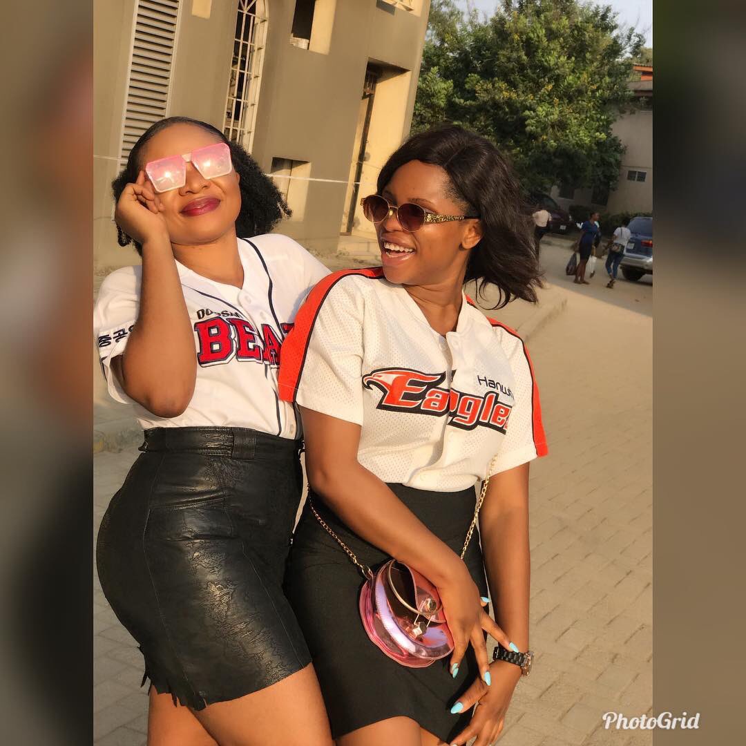 heisoluu's tweet photo. Jersey day ♥️♥️♥️
@yabatechconnect
#jerseyday #fybmoment #greataccountants #classof2018 #lifeofastudent #collegelife #loveliveshere #friends #yabatechconnect #yabatech #nigeriacampusconnect #yabatechstudents https://t.co/efUGiOl66U