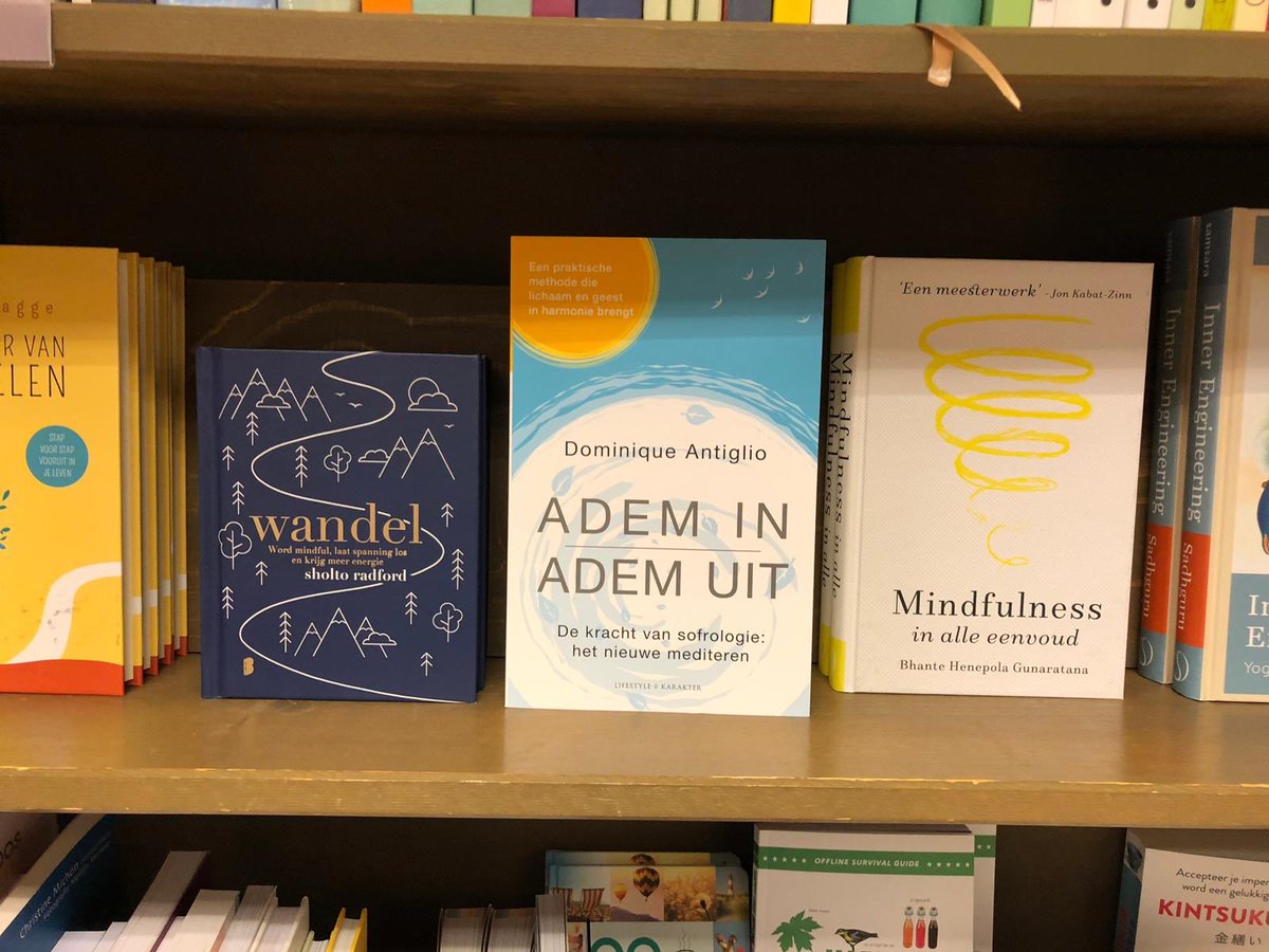 BeSophro's tweet photo. Any Dutch readers out there? A lovely reader has judt sent me this pic! Wonderful :) #sofrologie #ademinademout #dominiqueantiglio https://t.co/33HFPIitD0