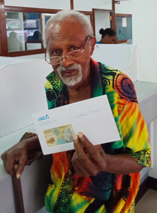 OxfamInVanuatu's tweet photo. Registrations of Ambae families residing on Santo resumed this week and will continue in the  following days. The first 32 beneficiaries of the CTP program received their cheques this week. 
Thanks to MFAT &amp; the Cargill Foundation for supporting this program. https://t.co/xwMZl2Eiub