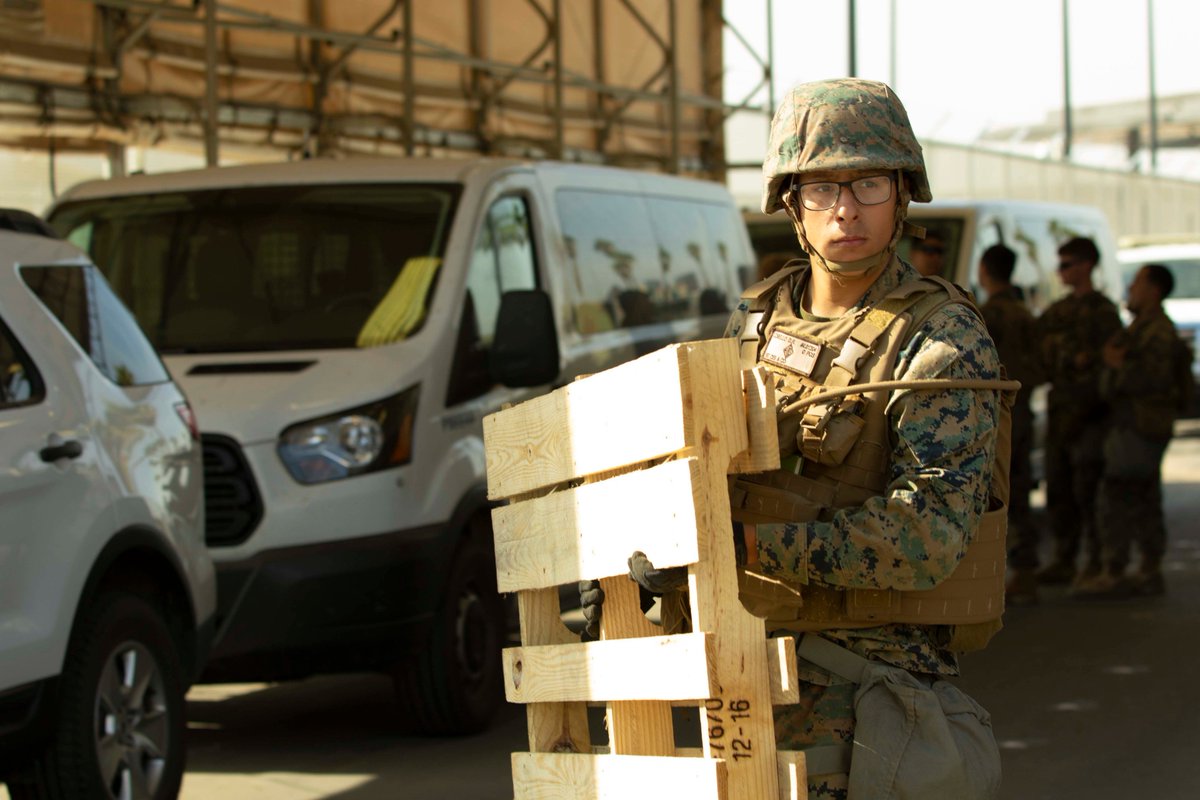 USNorthernCmd's tweet photo. Within the last few days, the DOD has increased capabilities in AZ &amp; CA to meet @CBP ’s requirements. Troops in AZ, CA &amp; TX have hardened 14 ports of entry and installed approx. 20 miles of concertina wire in support of CBP’s work to secure the southwest border. #bordersupport https://t.co/FnKKpy0IZR