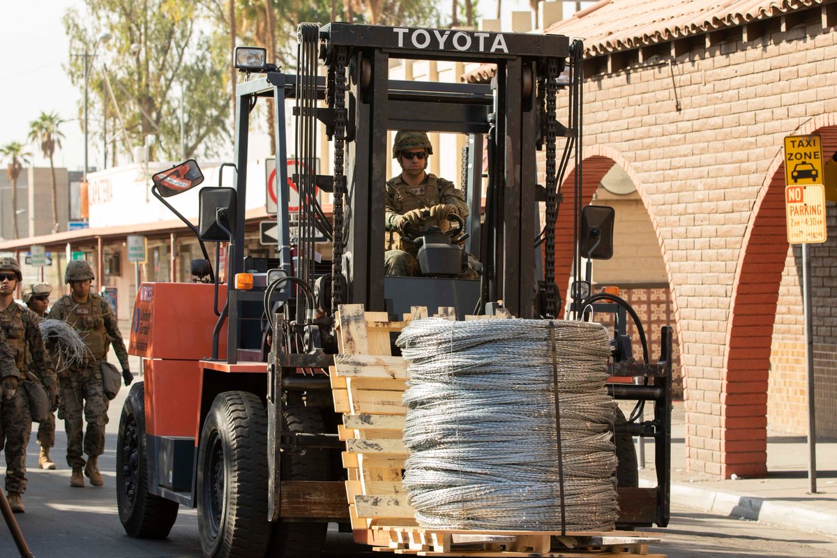 USNorthernCmd's tweet photo. Within the last few days, the DOD has increased capabilities in AZ &amp; CA to meet @CBP ’s requirements. Troops in AZ, CA &amp; TX have hardened 14 ports of entry and installed approx. 20 miles of concertina wire in support of CBP’s work to secure the southwest border. #bordersupport https://t.co/FnKKpy0IZR