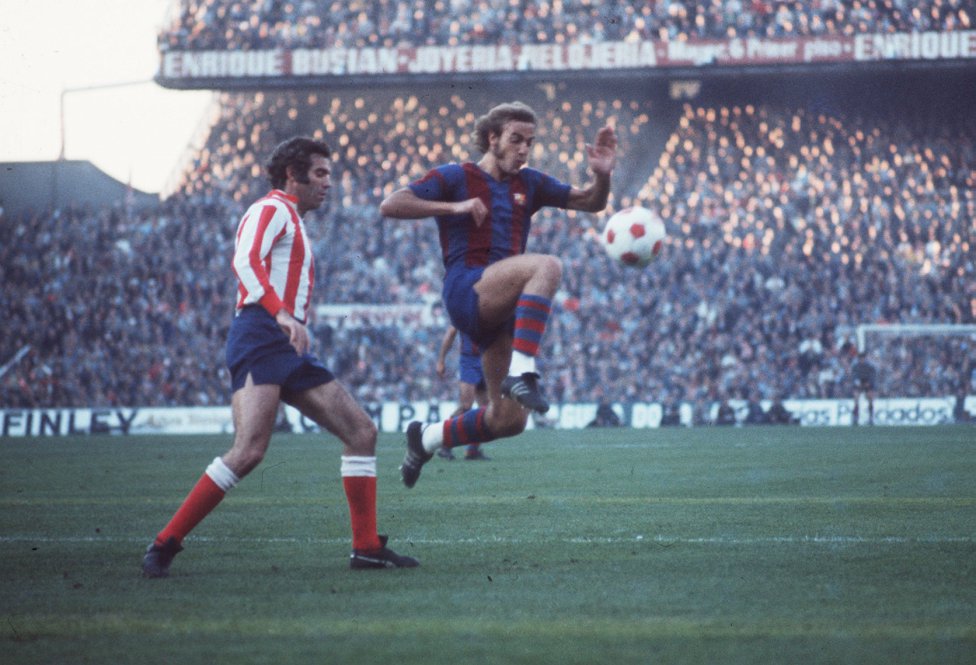 FOTOS HISTORICAS O CHULAS DE FUTBOL - Página 4 DspEd-xVsAEYbcc