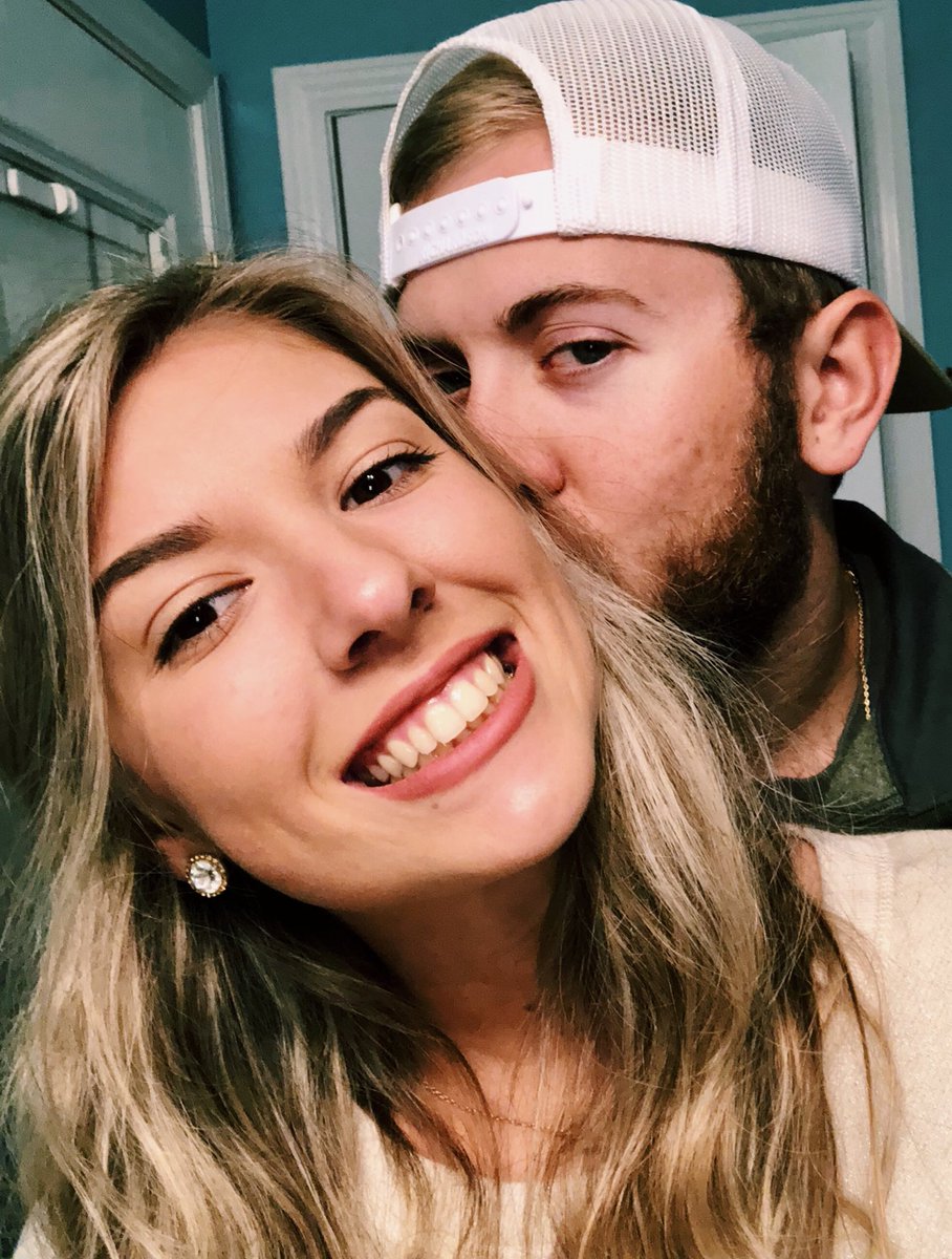 mollyethomas1's tweet photo. Thankful for this goober today and everyday :) https://t.co/9yh39g6QE4