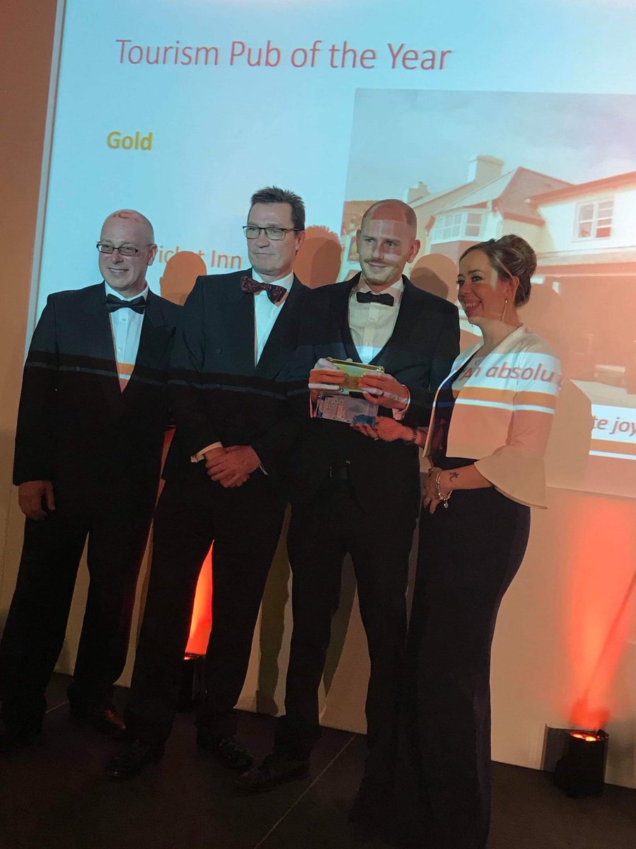 The Cricket Inn tweet media