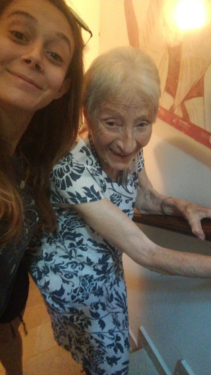 Illtakeanaphere's tweet photo. @teatroallascala #vinciscala non è Natale se non ho la mia nonna seduta al tavolo rotondo della sala da pranzo seduta accanto a me... https://t.co/vlsNGjBDhn