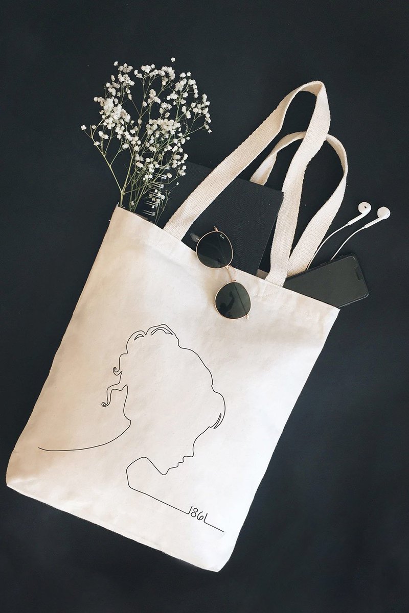Les 100 premières commandes recevront un sac en toile édition limitée gratuit à compter de ce soir, 21 h! ⏱ Au 1861.ca | The first 100 orders will receive a free limited edition tote bag starting at 9PM tonight! ⏱ At 1861.ca