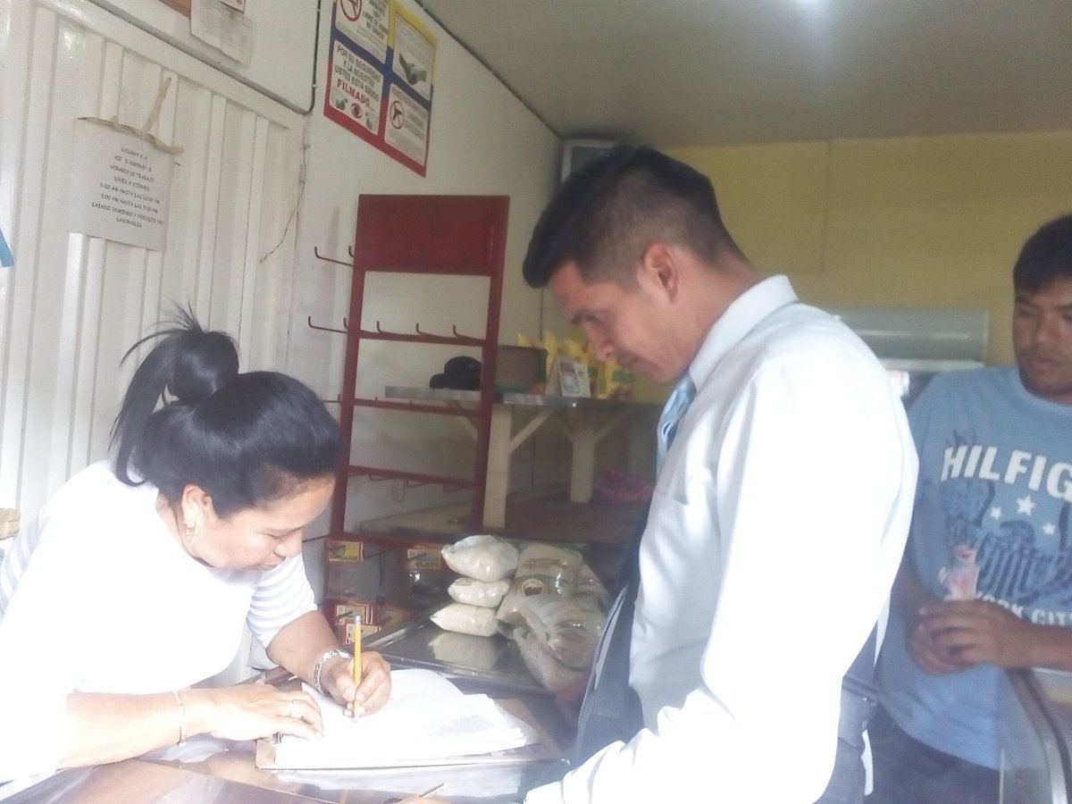 AbordajesB's tweet photo. Venta controlada de arroz, para la comunidad de Rafael Urdaneta Municipio Bolivar, Tachira... https://t.co/GlvhTbB2nI