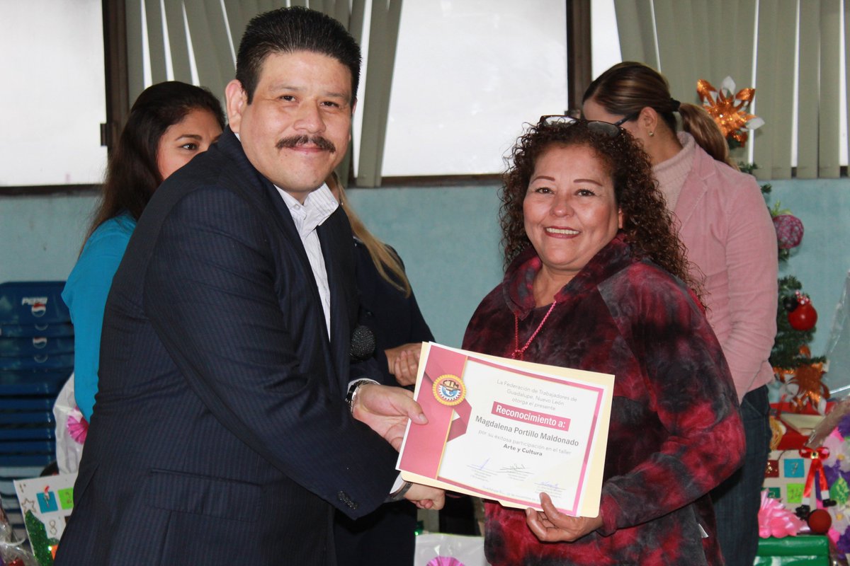 CTM_GPE's tweet photo. Entrega de reconocimientos del Taller Arte y Cultura @CTM_NL https://t.co/1Bau5duEGO