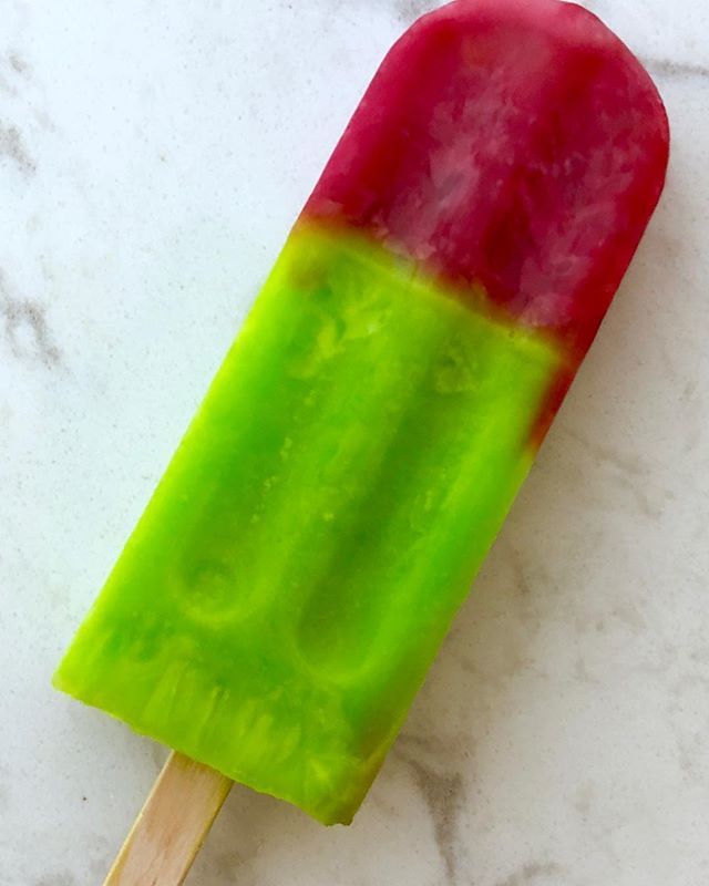 Family Freezed tweet media