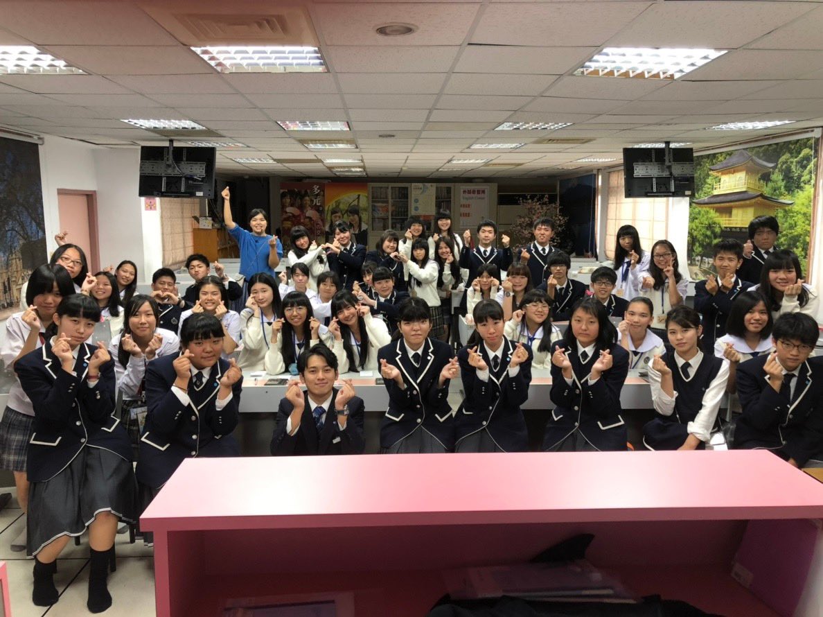 〈修学旅行〉
3日目です！
護理家事高等学校さんとの交流、台湾の大学生との交流、そして士林夜市の自由散策と、台湾を深く学び、感じ取ることが出来ました！！